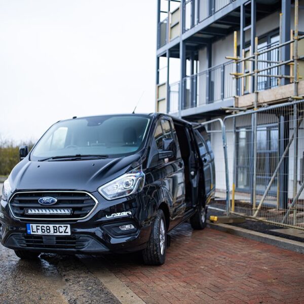 Σέτ τοποθέτησης προφυλακτήρα για Ford Transit Custom (2018-2022) Με Triple-R 1250 Με έξυπνα φώτα πορείας 16136 Lumens Lazerlamps