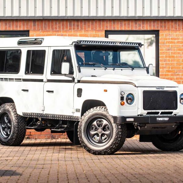 Σετ οροφής για Land Rover Defender (2018+) με Triple-R 28 Elite 28560 Lumens Lazerlamps