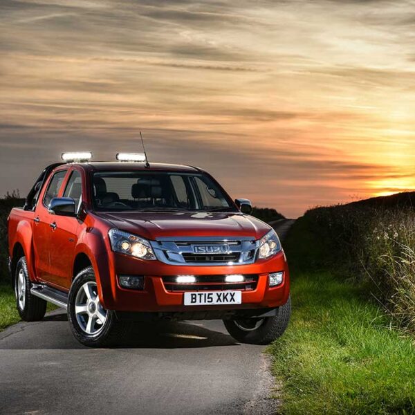 Κίτ τοποθέτησης για Isuzu Dmax (2017+) με Sport μπάρα - 2 Triple-R 1000 PL 18480 Lumens Λευκά Lazerlamps