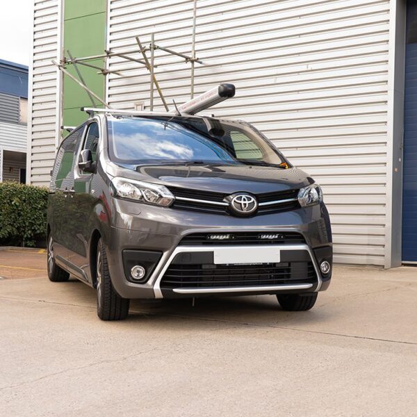 Σετ τοποθέτησης προφυλακτήρα για Toyota Proace (2016-2023) με Linear-6 Std 4500 Lumens Lazerlamps