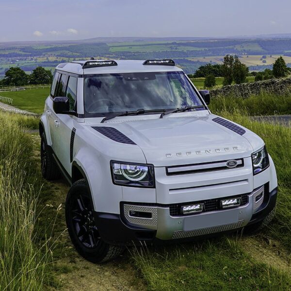Roof Pods για Land Rover Defender (2020+) με Linear 12 Std 9000 Lumens Lazerlamps