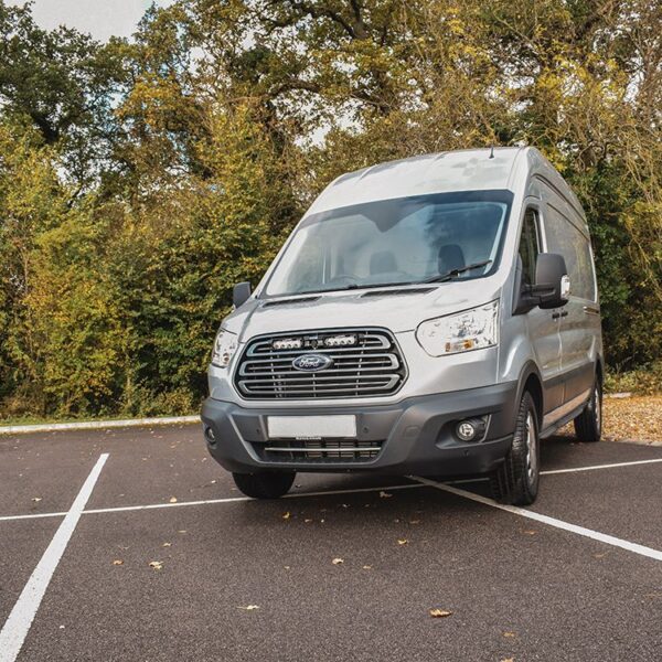 Σέτ τοποθέτησης γρίλιας για Ford Transit (2015+) με ST4 8272 Lumens Lazerlamps