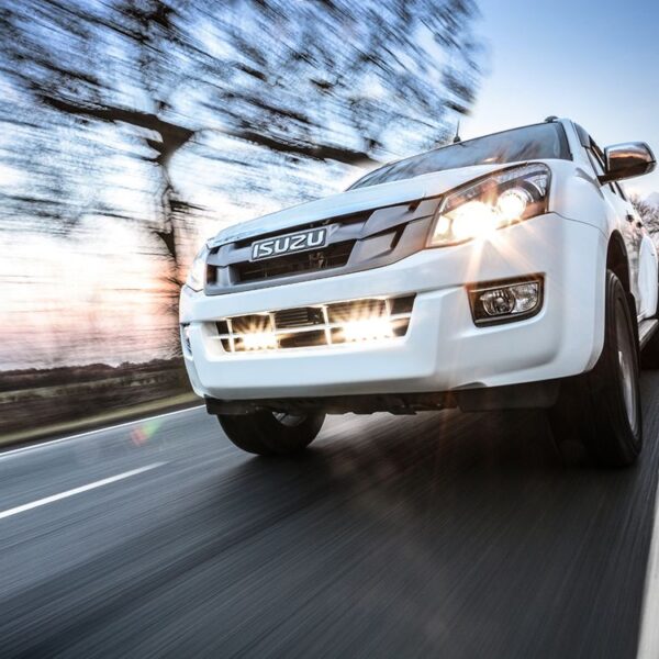 Σετ γρίλιας για Isuzu Dmax (2017+) με ST4 8272 Lumens Lazerlamps