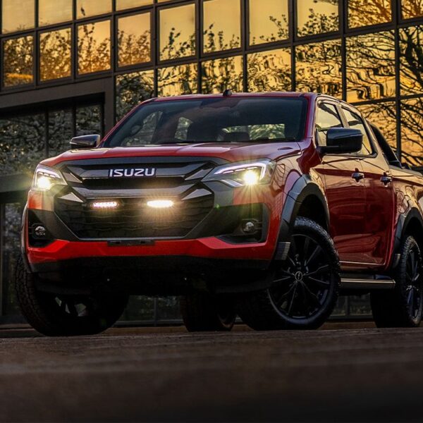 Σετ γρίλιας για Isuzu D-Max (2025+) με Linear Lazerlamps