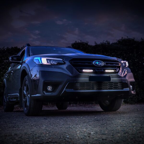 Σετ τοποθέτησης γρίλιας για Subaru Outback (2020-2022) με Linear 6 Lazerlamps