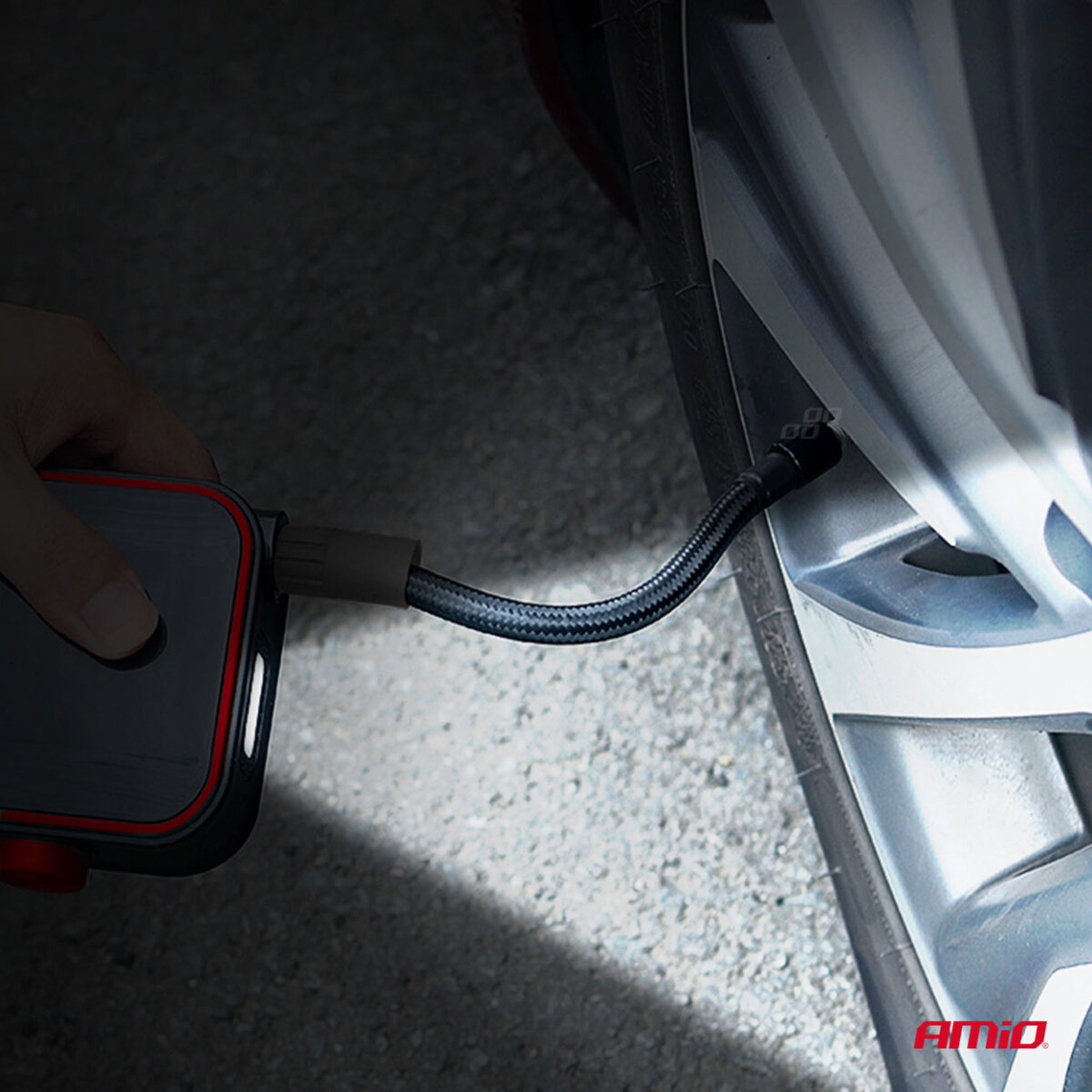 ΚΟΜΠΡΕΣΕΡ ΑΕΡΑ 7,4V 10bar/150psi 40W ΦΟΡΤΙΣΗ ΜΕ USB / ΜΕ 5 ΑΝΤΑΠΤΟΡΕΣ ΚΑΙ ΨΗΦΙΑΚΗ ΕΝΔΕΙΞΗ AMIO - 1 Τεμ. - Image 10