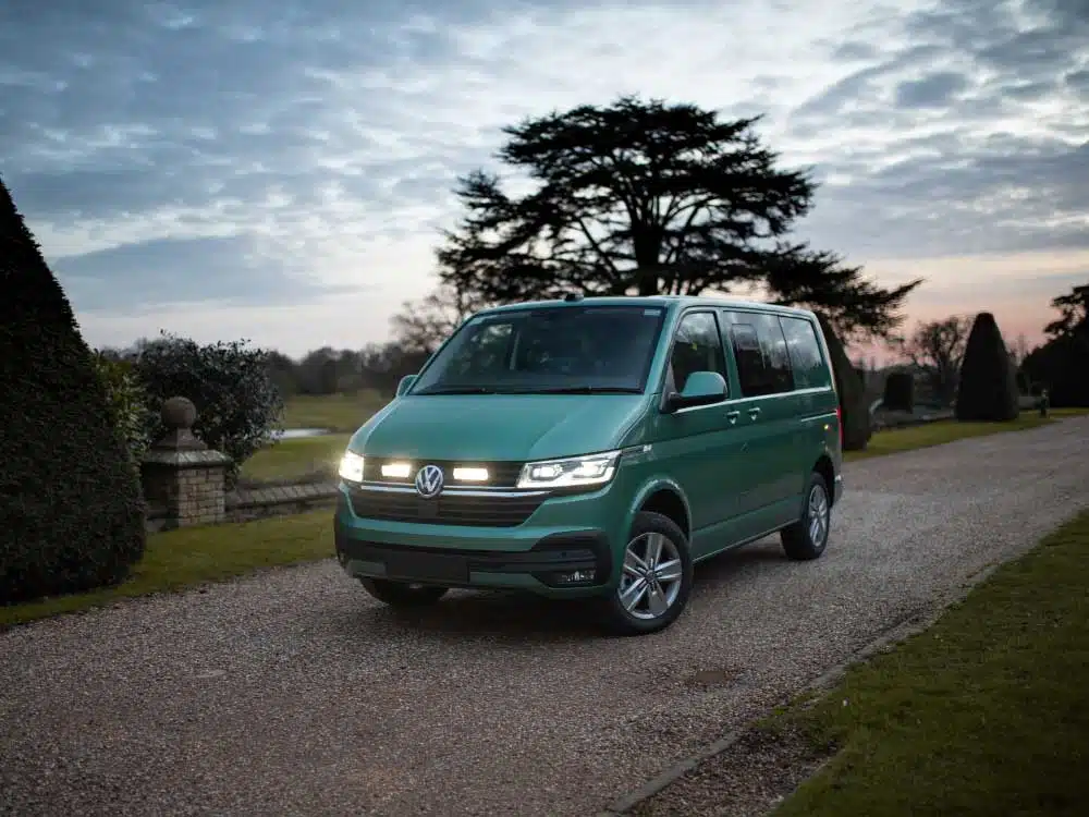 Σέτ γρίλιας για VW Transporter T6.1 (2019+) με Triple-R 750 (Με Φώτα θέσης και Φάρο) 10800 Lumens Lazerlamps - Image 8