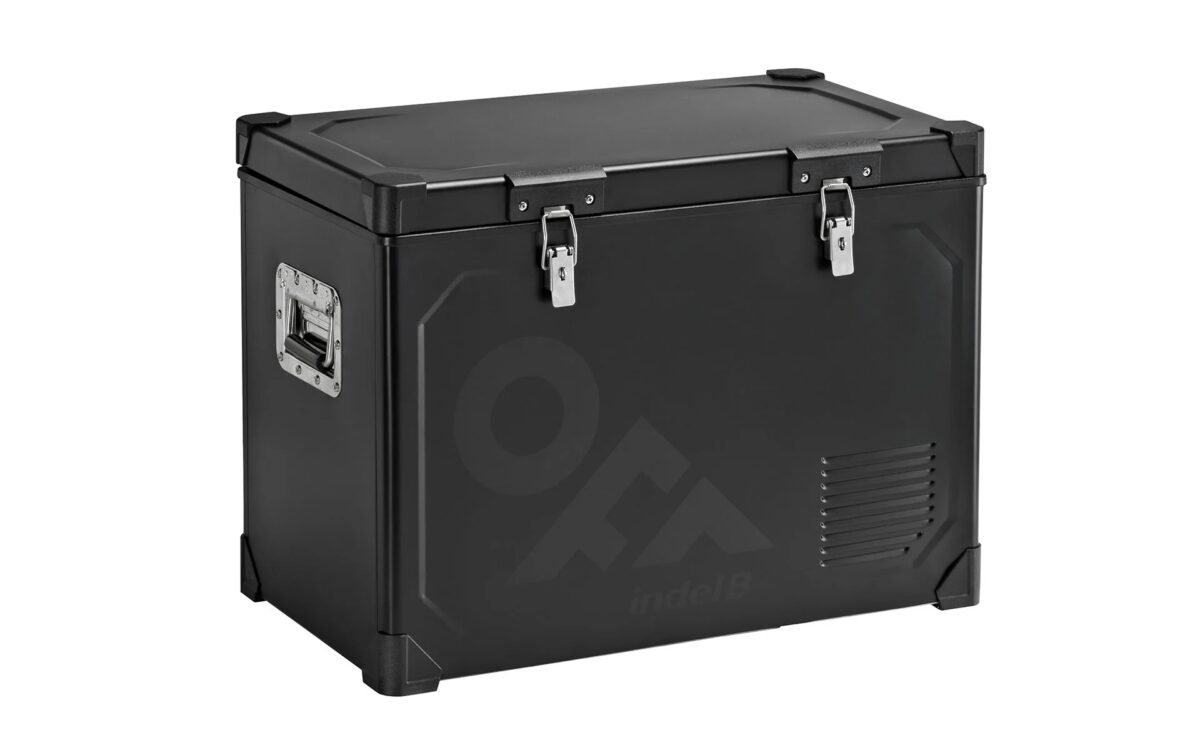ΨΥΓΕΙΟ TB46 STEEL BLACK ΜΕΤΑΛΛΙΚΟ 45L 12/24V 85W 488x682x405mm INDEL B - 1 TEM. - Image 1