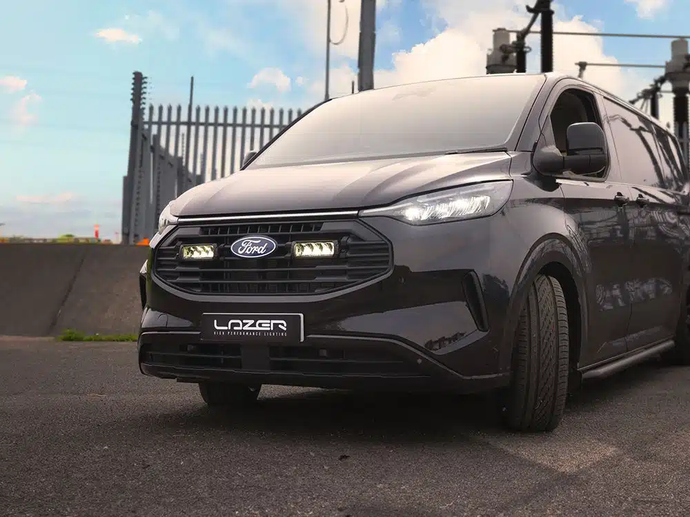 Σετ γρίλιας για Ford Transit Custom (2024+) με Triple-R 750 Wide 9240 Lumens Lazerlamps - Image 2