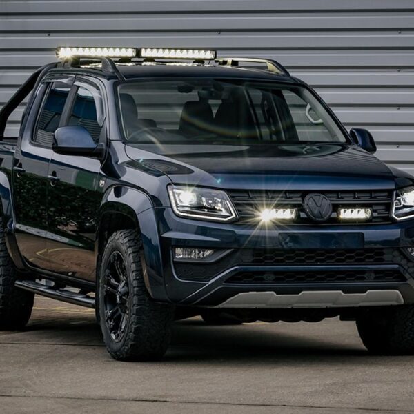 Σετ γρίλιας για VW Amarok V6 (2016-2022) με Triple-R 750 Lazerlamps