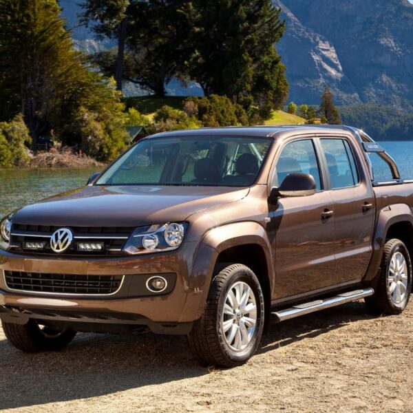 Σετ τοποθέτησης γρίλιας γιά VW Amarok (2011-2016) με Triple-R 750 Lazerlamps
