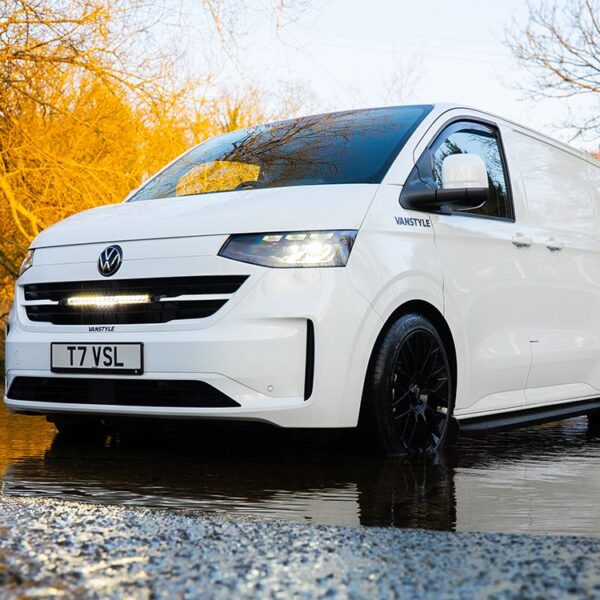 Σετ γρίλιας για VW T7 Transporter (2025+) Lazerlamps