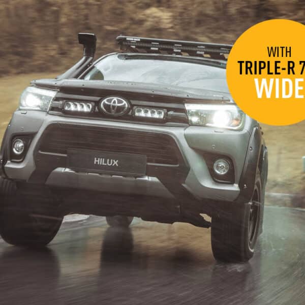 Σετ τοποθέτησης γρίλιας για Toyota Hilux (2017 - 2020) με Triple-R 750 Wide 9240 Lumens - Lazerlamps
