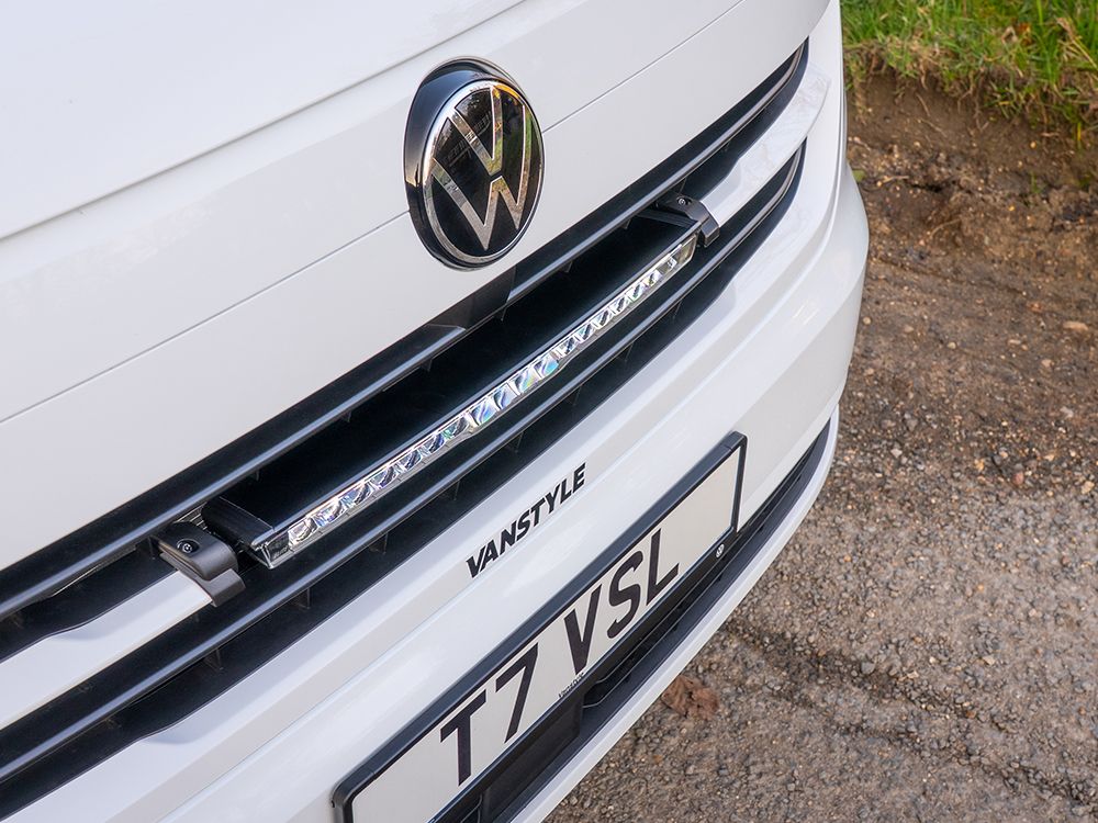 Σετ γρίλιας για VW T7 Transporter (2025+) - Lazerlamps - Image 2